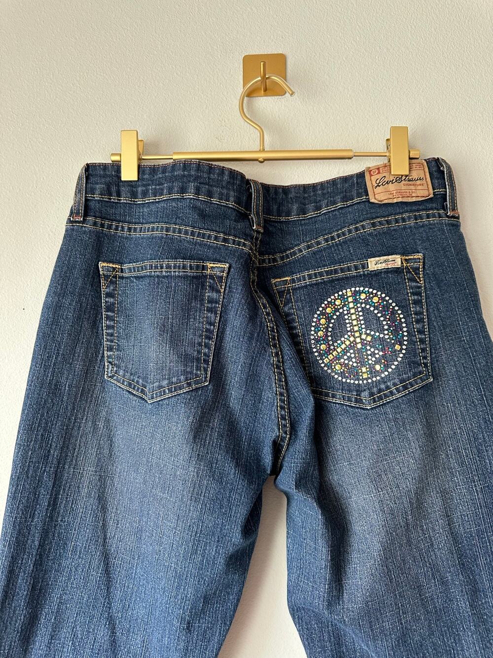 Vintage Y2k Levi’s Signature Low Rise Bootcut Jeans Peace Sign Rhinestone 10 M